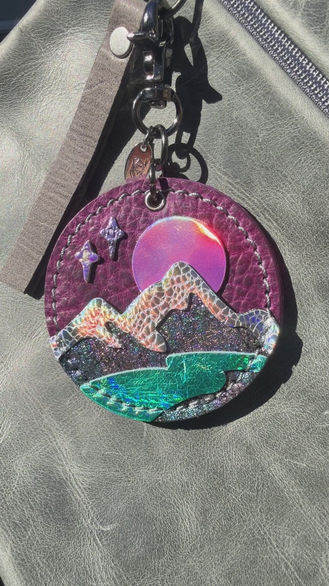 Mini mountain - Grape bison
