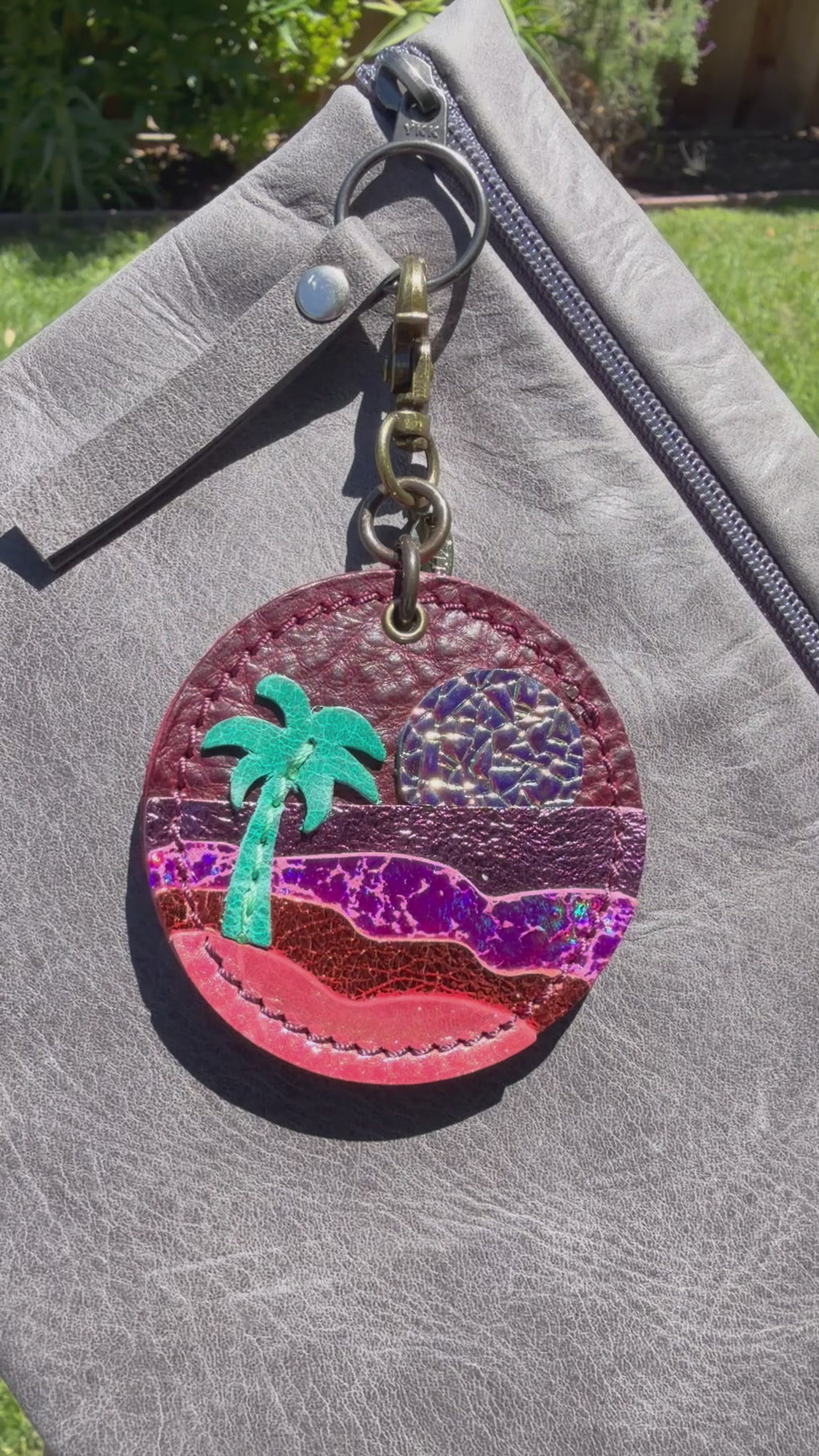 Dark cherry Mini beach